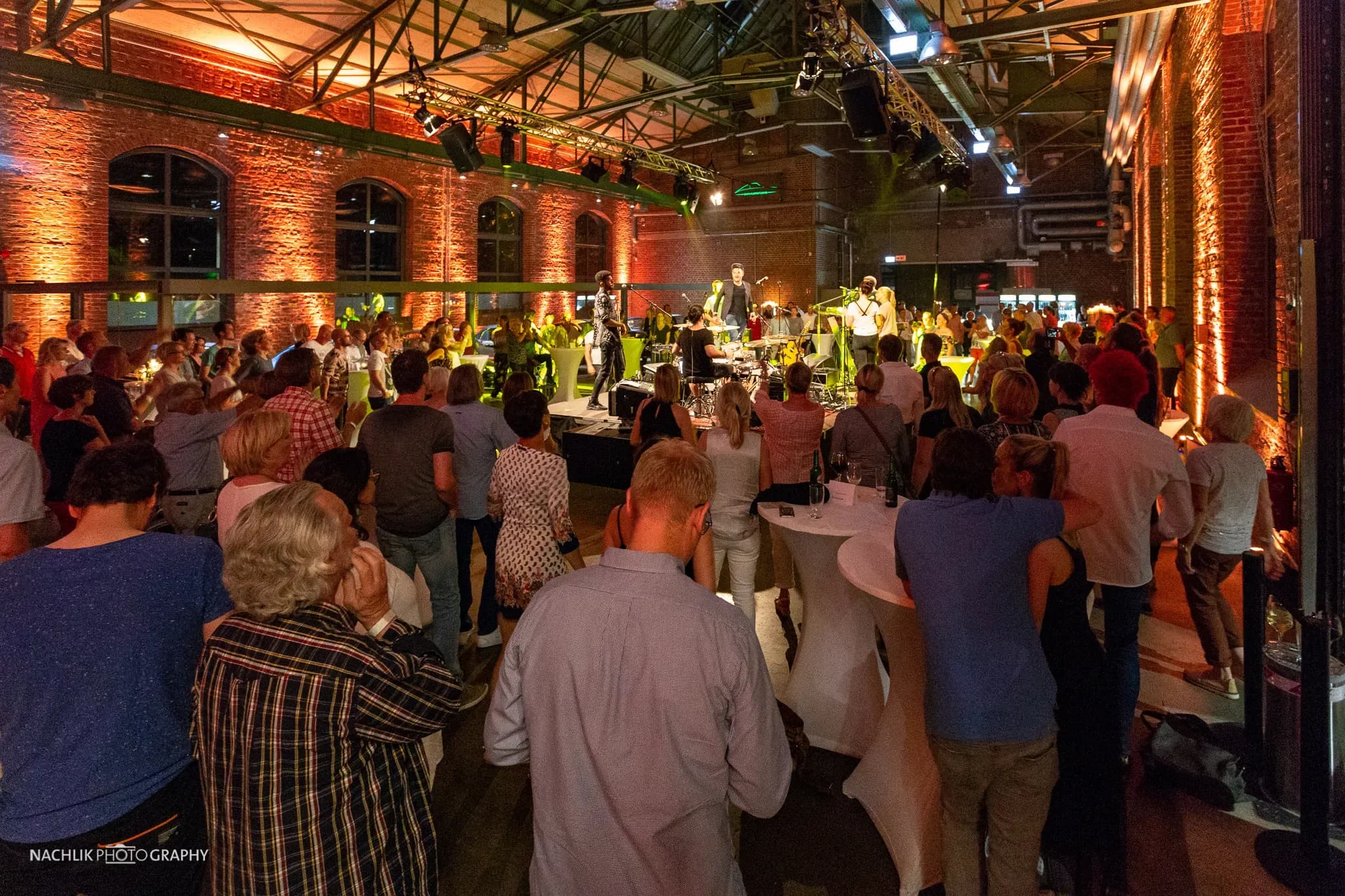 Wolf Codera live buchen – „SESSION POSSIBLE“