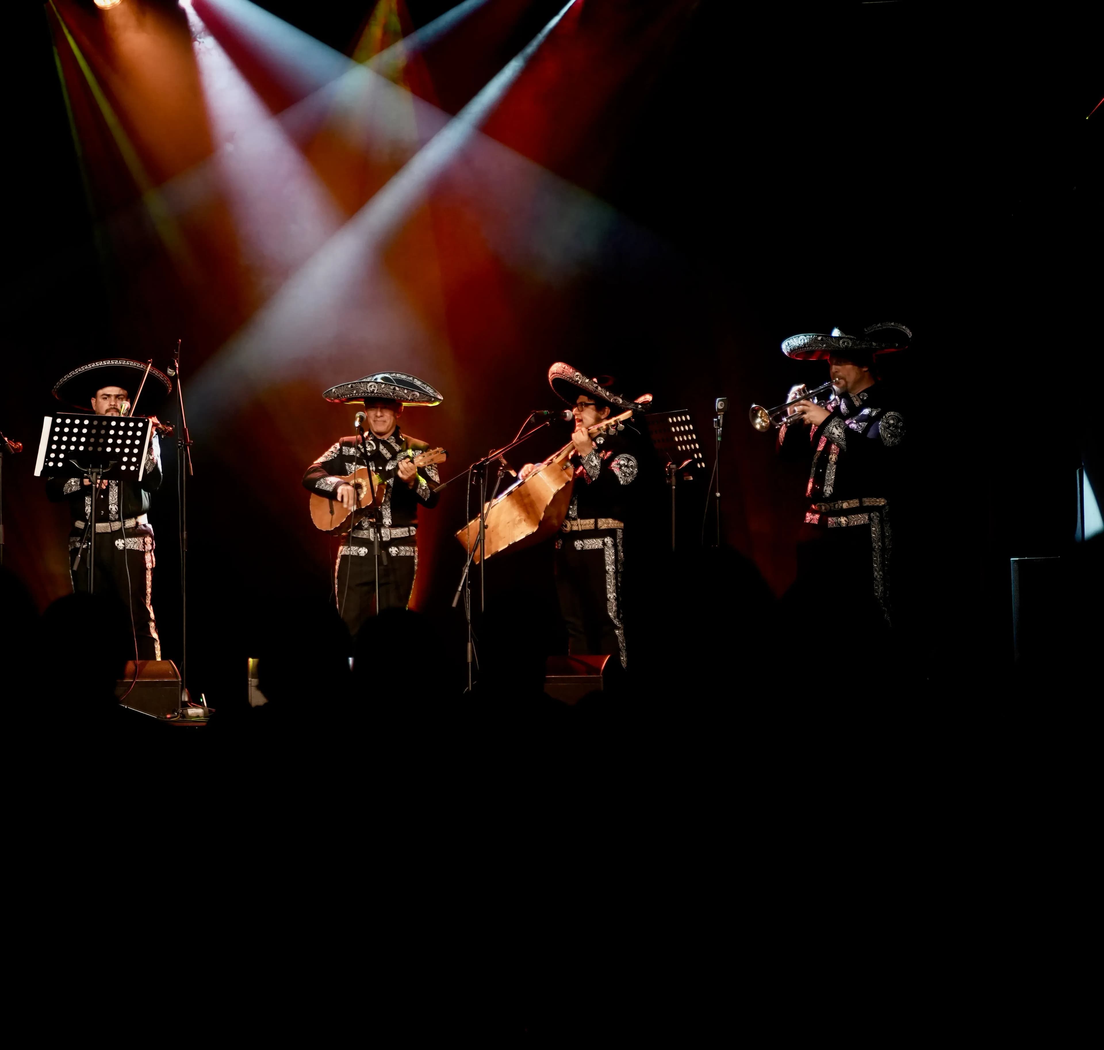 Erleben-Sie-echte-Mariachi-Musik-und-Mexikanische-Lebensfreude