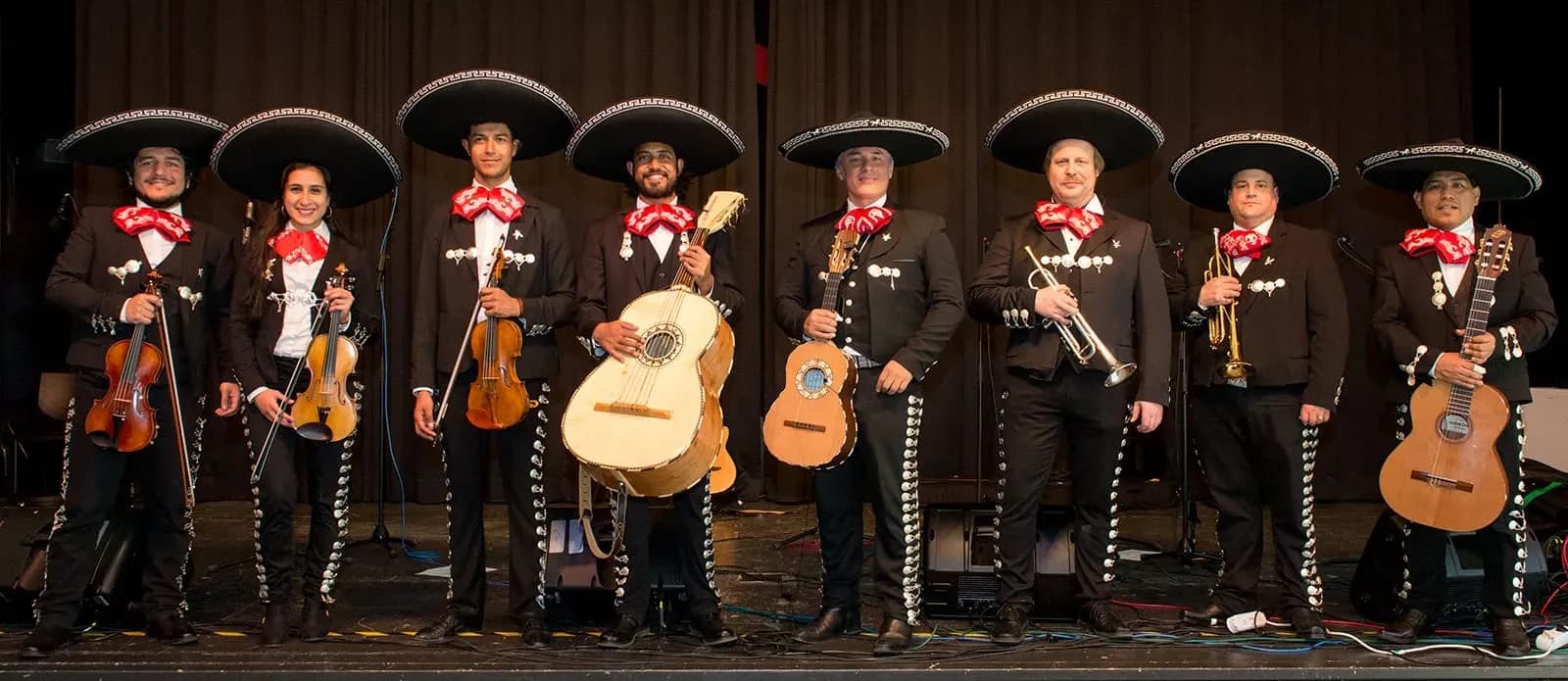 Erleben-Sie-echte-Mariachi-Musik-und-Mexikanische-Lebensfreude