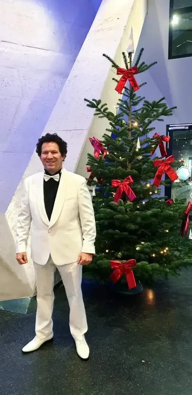 Weihnachtsunterhaltung mit dem Tenor Martin Doughty