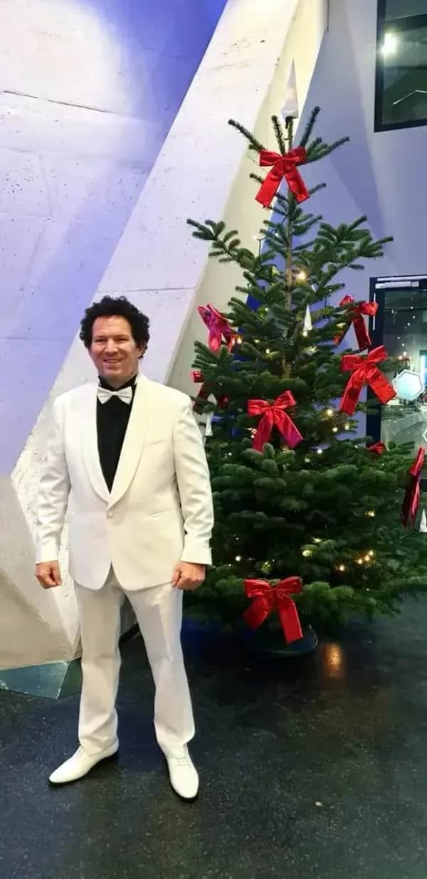 Weihnachtsunterhaltung mit dem Tenor Martin Doughty