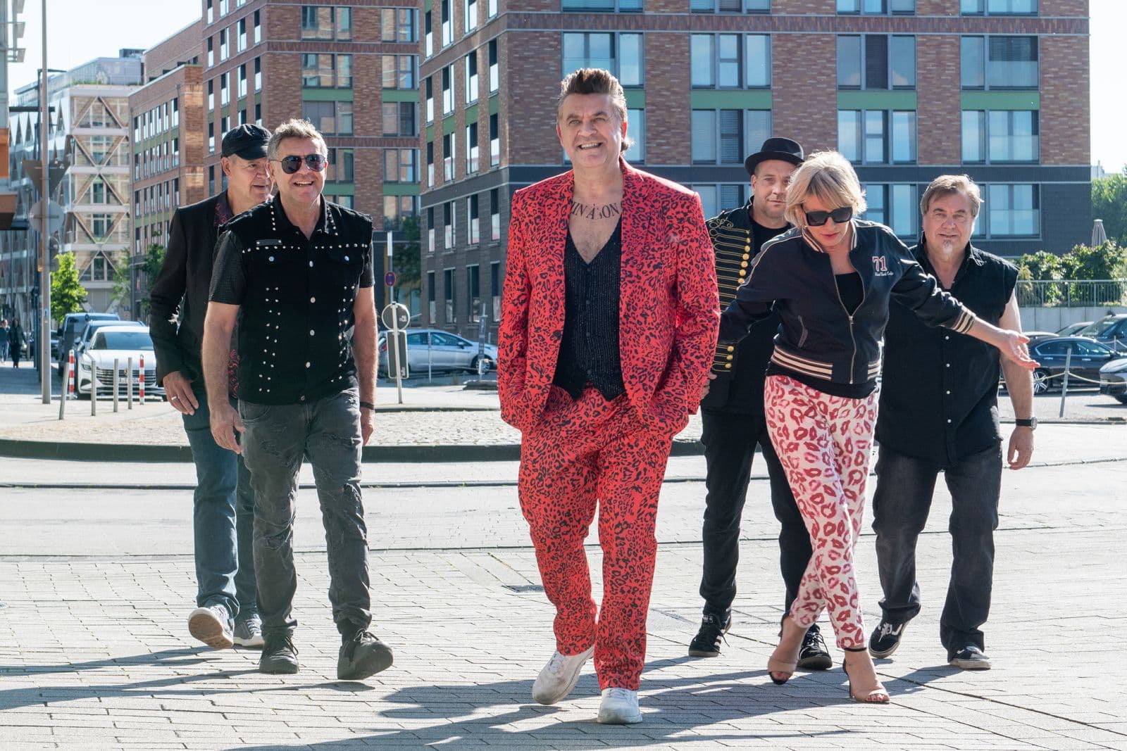 Robbie Williams Tribute Show „ROCK DJ“ | Live mit Solo, Trio, 5- oder 9-köpfiger Band