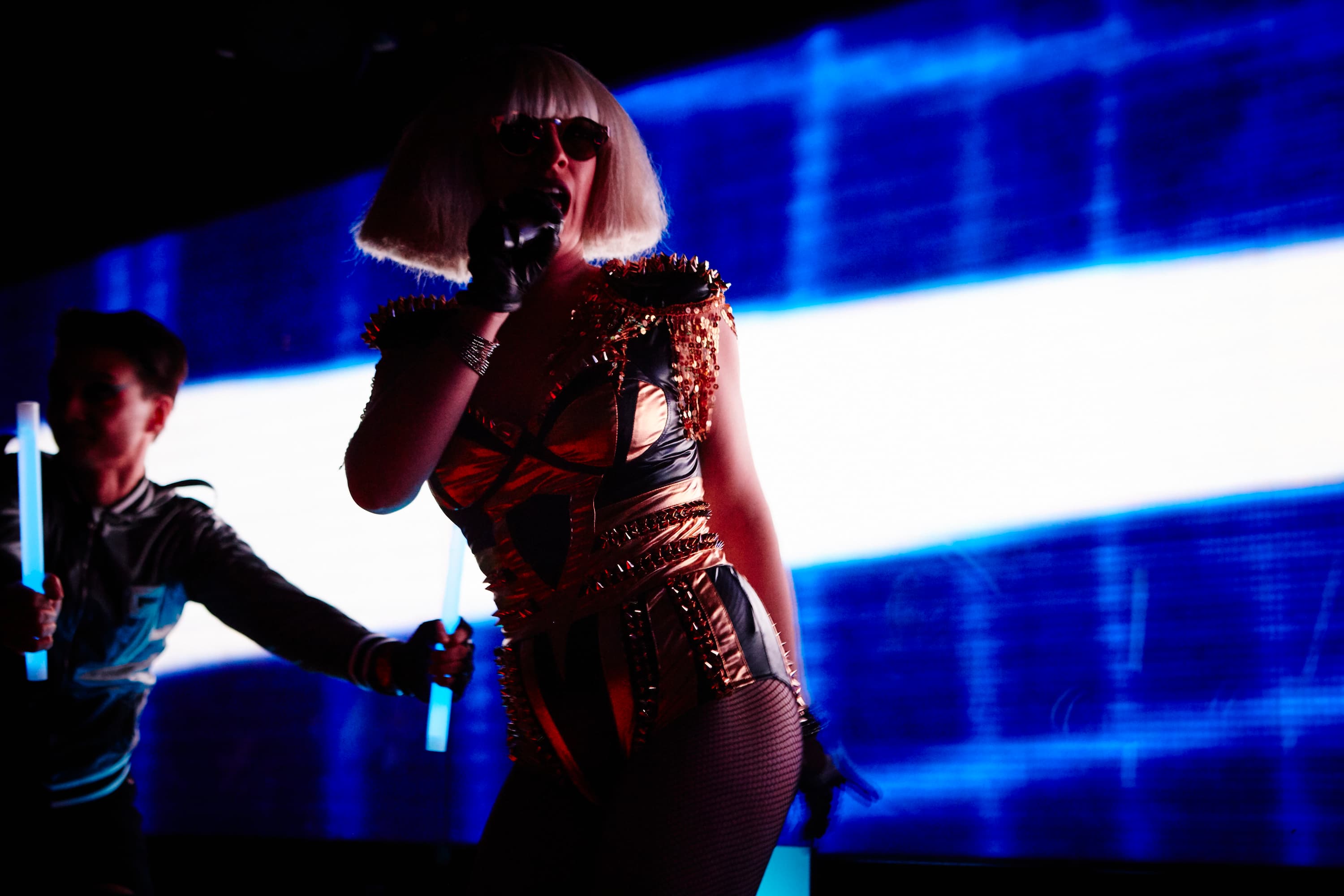 „Tribute to Lady Gaga – Live Performance & Double by Kery Fay“